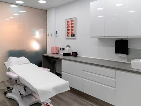 lizmar permanent makeup micropigmentación barcelona medianas